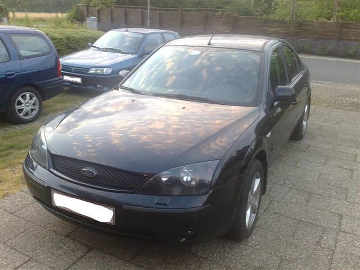 Ford Mondeo 1,8 Trend billede 2