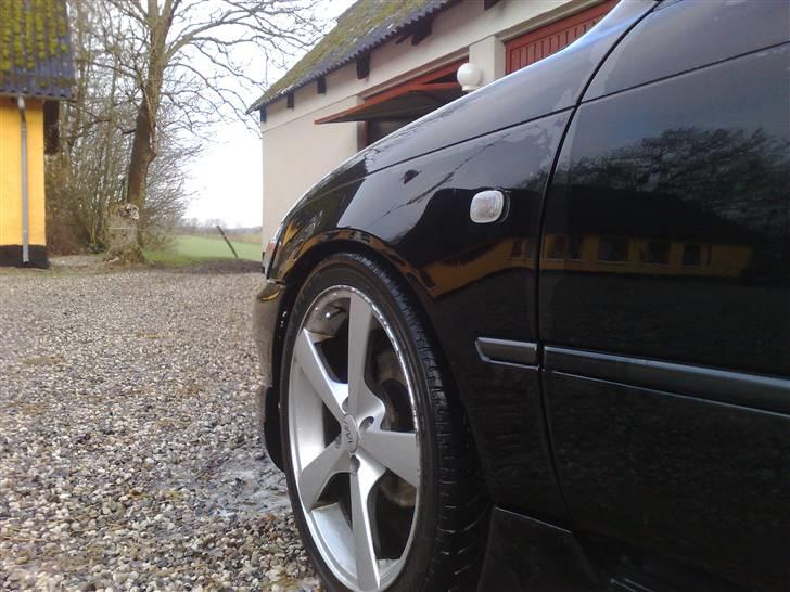 Toyota corolla 1,6 billede 9