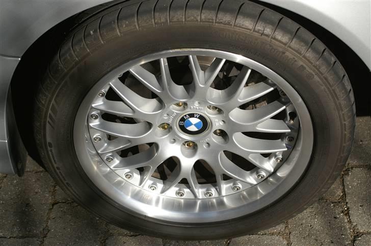 BMW E39 525dA Touring *SOLGT* - Ville gerne have dem i 18" billede 2