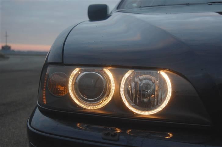 BMW E39 530D Touring **SOLGT* billede 3