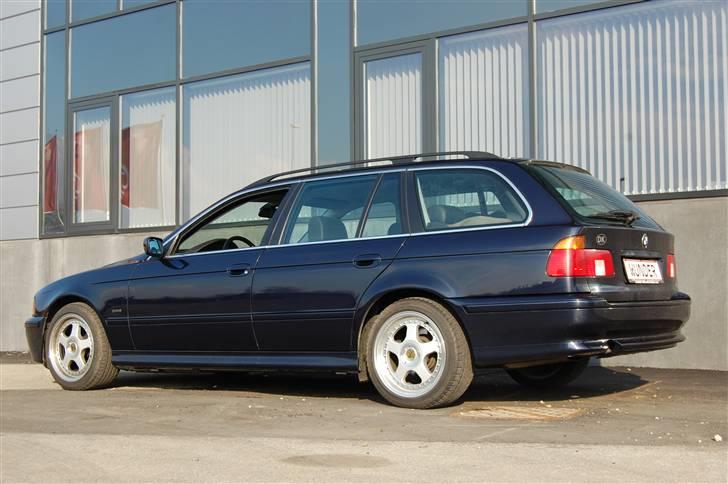 BMW E39 530D Touring **SOLGT* billede 5