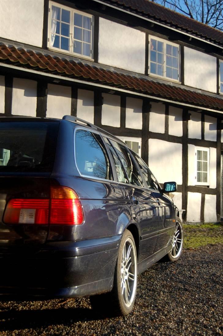 BMW E39 530D Touring **SOLGT* billede 7
