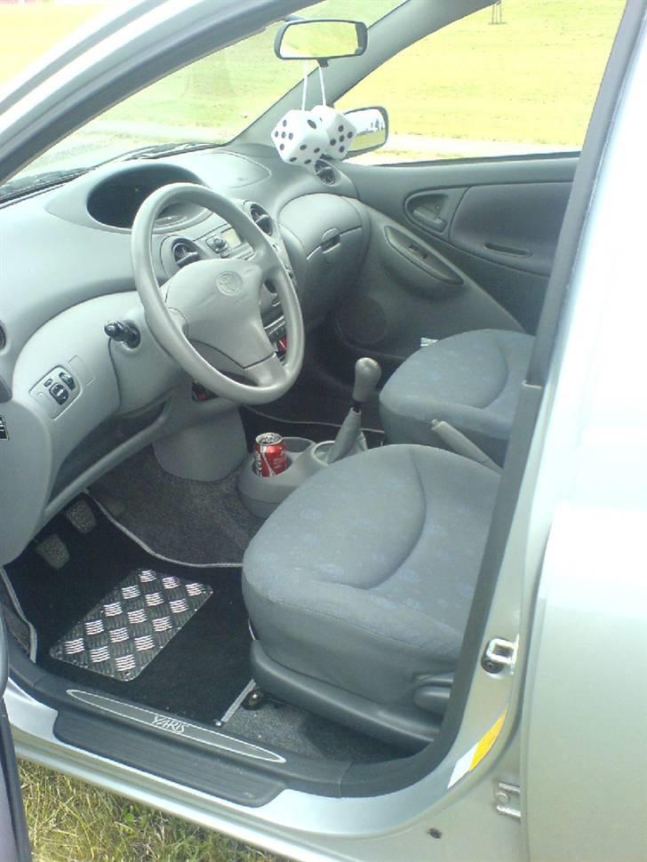 Toyota Yaris 1.4 TD *Solgt* billede 9