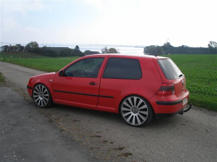 VW golf 1,9 D * SOLGT * billede 5