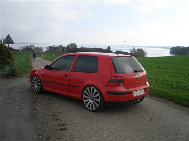 VW golf 1,9 D * SOLGT * billede 6