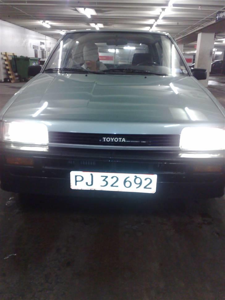 Toyota Corolla *Skrottet* - Lige et billede efter den blev vasket :D billede 10