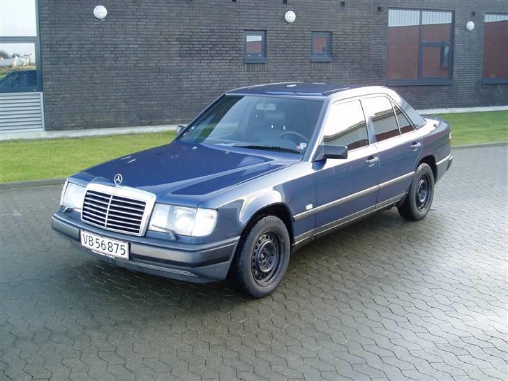 Mercedes Benz 300 E billede 1