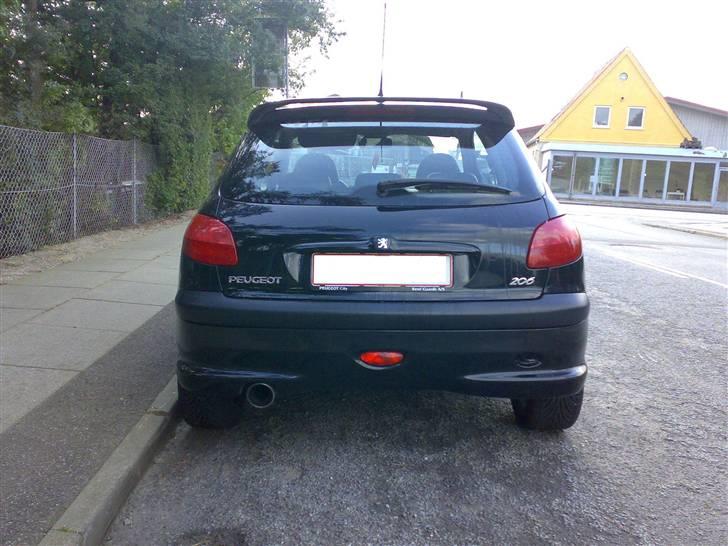 Peugeot 206 GTI  (TOTAL SKADET) billede 3
