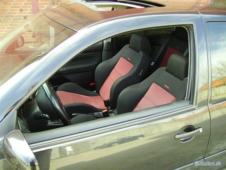 VW Golf 4 GTi 1.8 Turbo - Rigtig GTi rød kabine :) billede 10