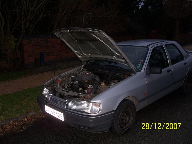 Ford sierra 2.0i cl skrottet billede 10