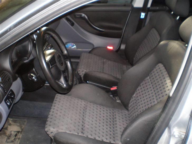 Seat Leon - kabine billede 4