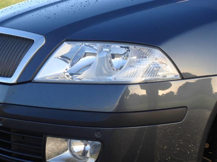 Skoda Octavia Elegance 1.9 TDI  - Gode store frontlygter. billede 13