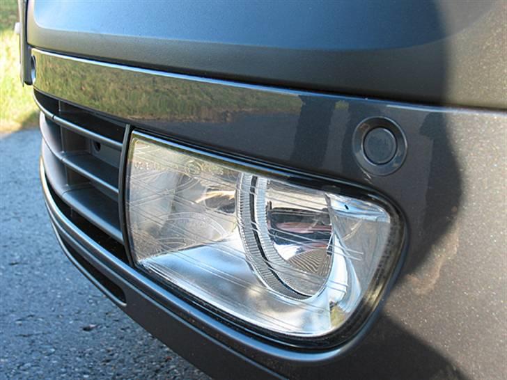 Skoda Octavia Elegance 1.9 TDI  - Tågelygter, og sensor til parkeringssensor. billede 14