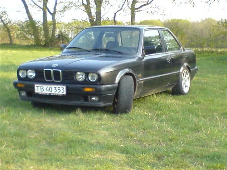 BMW E30 320i  ( solgt ) billede 10