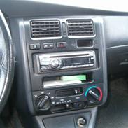 Toyota Carina E SLI STW "DØD"