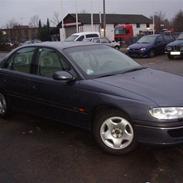 Opel omega