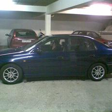 Toyota Carina E 20v silver solgt