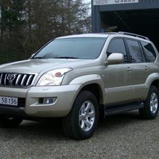 Toyota LandCruiser 120