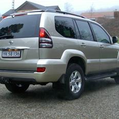 Toyota LandCruiser 120