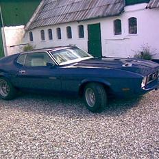 Ford mustang sportsroof
