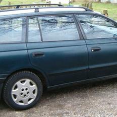 Toyota Carina E SLI STW "DØD"