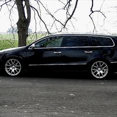 VW --- Passat Highline ---- 
