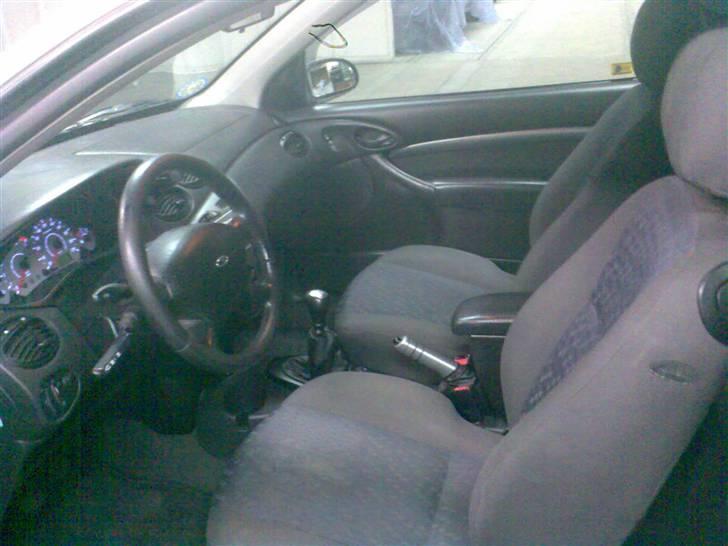 Ford Focus 2,0  (SOLGT) billede 7