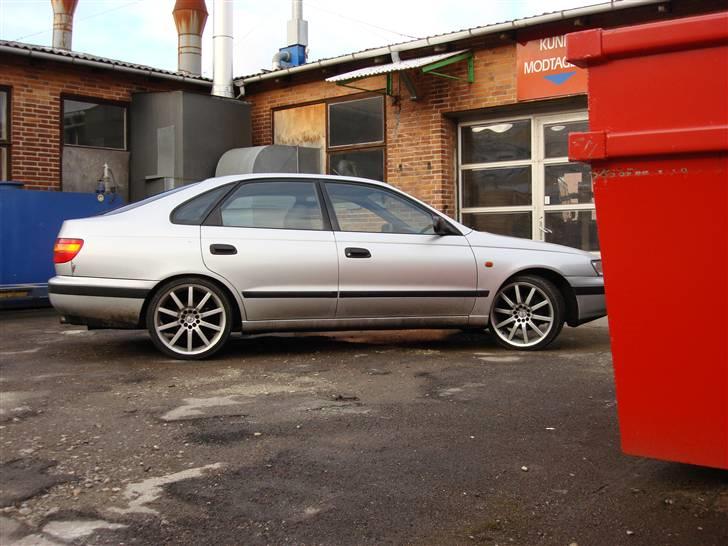 Toyota Carina E Vinter Dytten billede 1