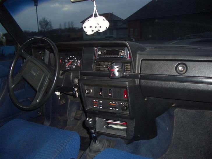 Volvo 244 (SOLGT) billede 9