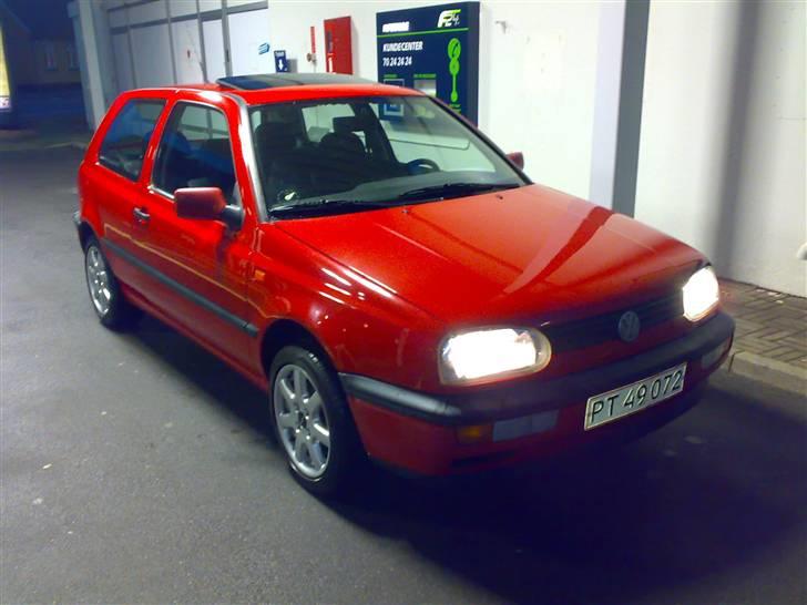 VW Golf 1,8 Pink Floyd billede 1
