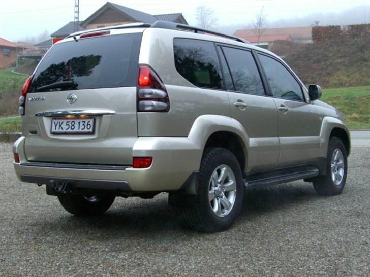 Toyota LandCruiser 120 billede 3