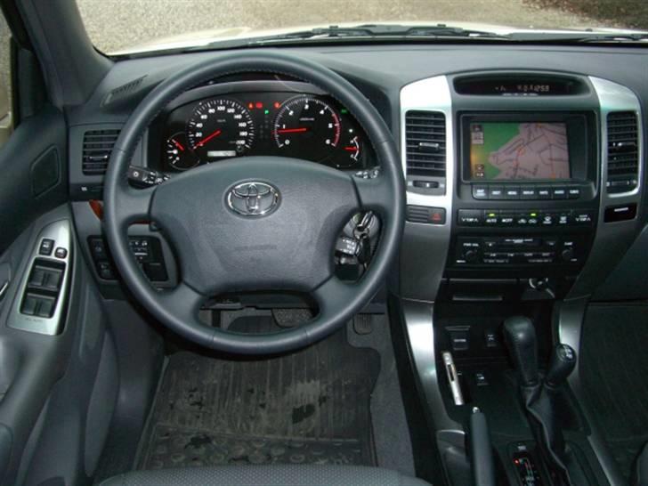 Toyota LandCruiser 120 billede 4