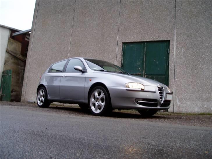 Alfa Romeo 147 (RECARO læderkabine) billede 1