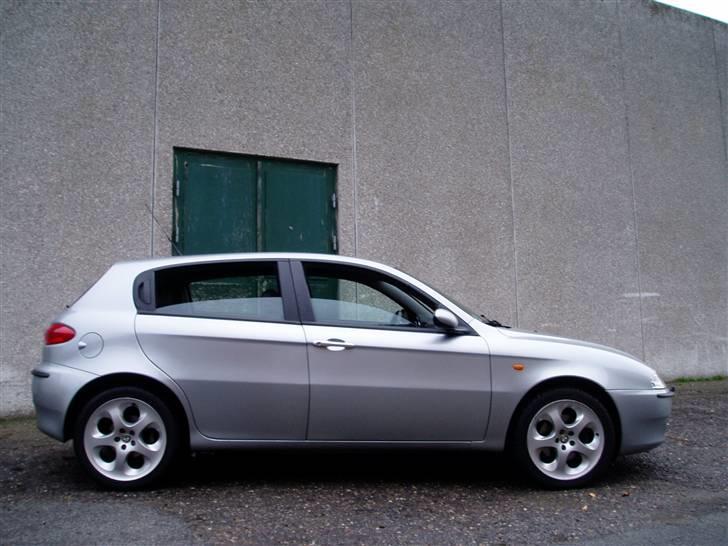 Alfa Romeo 147 (RECARO læderkabine) billede 7