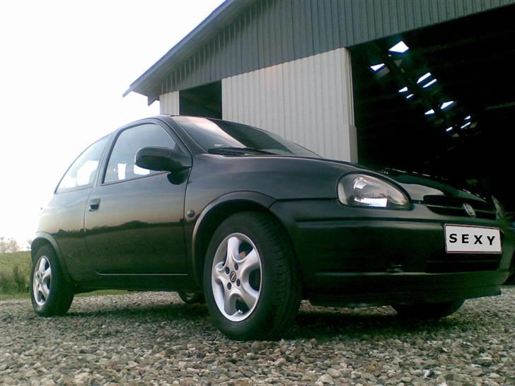 Opel Corsa B 1.4I 16v Sport - Billed fra da jeg fik bil og der intet var lavet ved den. billede 8
