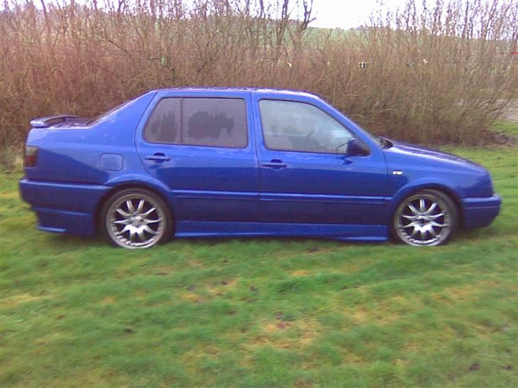 VW Vento -- Solgt billede 3