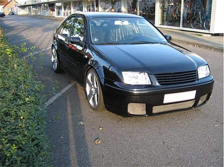 VW bora total skadet  billede 2