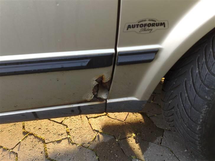 VW Golf 2 1.6 1983  *SOLGT*  - Rust .. Døren skal udskiftes billede 5