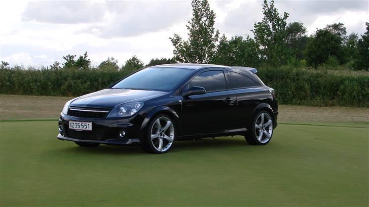 Opel astra h gtc turbo billede 8