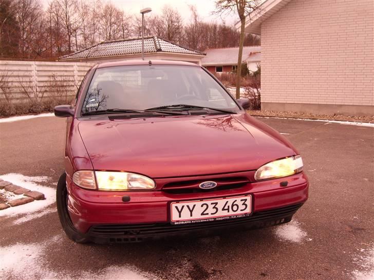 Ford Mondeo 2,0 SOLGT billede 14