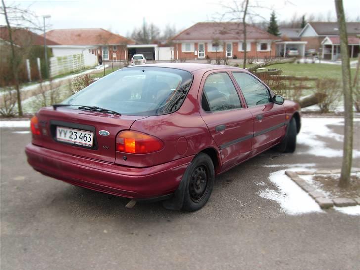 Ford Mondeo 2,0 SOLGT billede 17