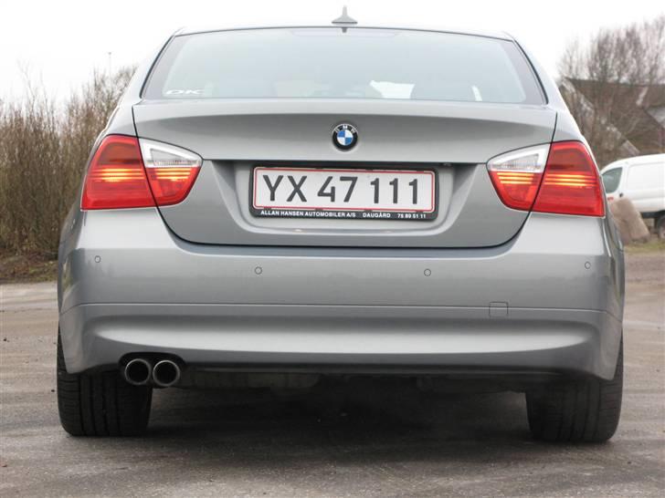 BMW 330i aut E90 billede 8