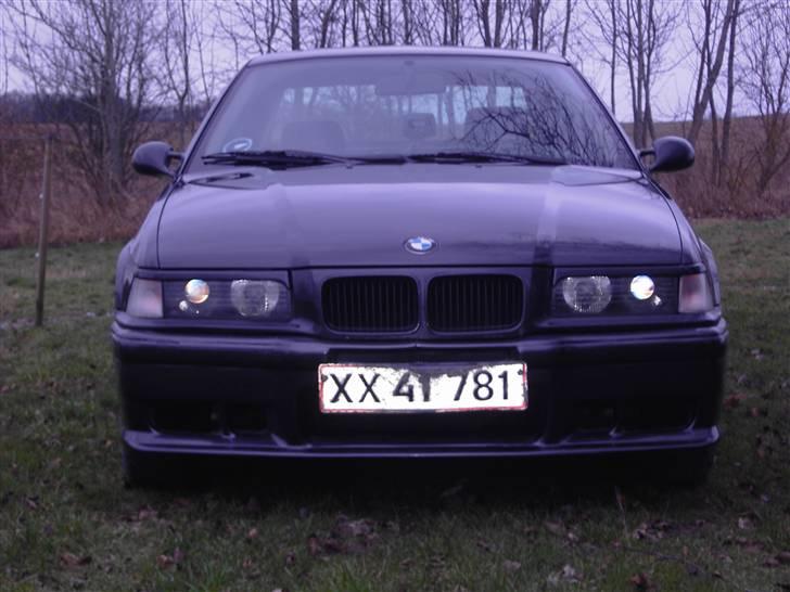 BMW e36  316i (SOLGT) billede 8