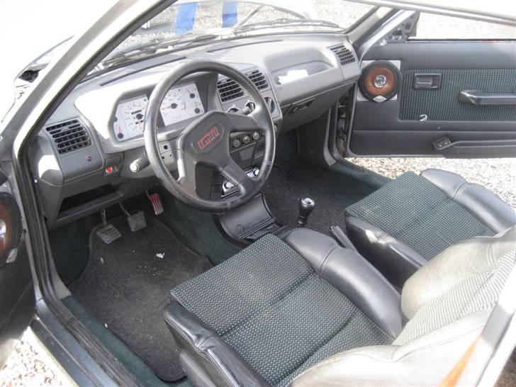 Peugeot 205 1.9 GTI billede 19