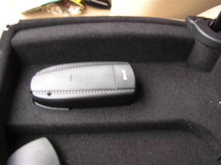 Mercedes Benz R 500 - bluetouh til mobil ,virker perfekt billede 16