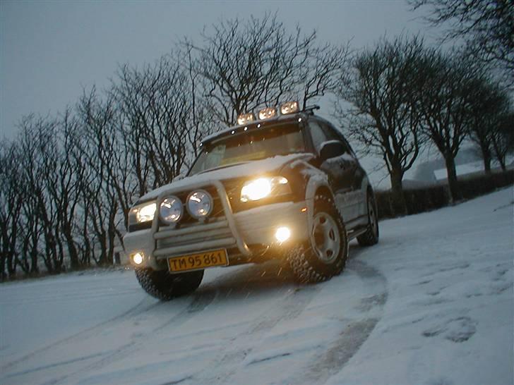 Suzuki Grand Vitara #SOLGT# - Endelig kom der sne... 5/1-08 billede 19