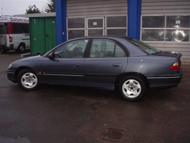 Opel omega billede 1