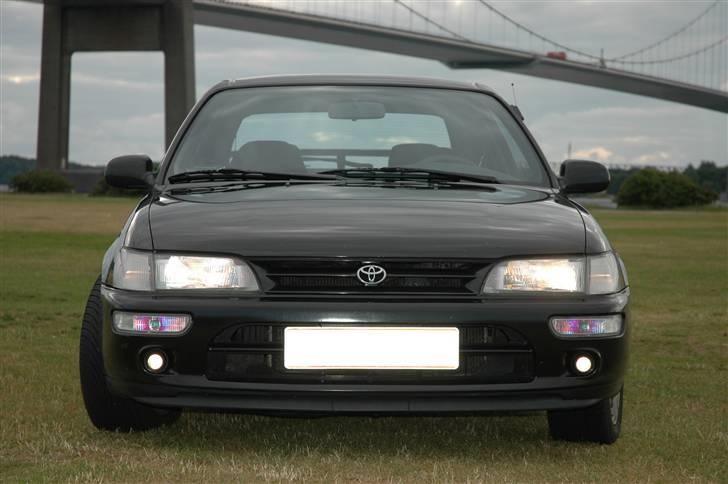 Toyota Corolla E10 solgt - Højre side hvor du styre alt.. billede 5