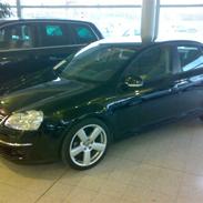 VW Jetta MK5 "Solgt"