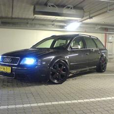 Audi S6 340hk SOLGT